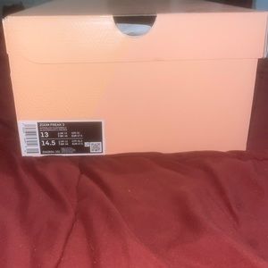 Men’s “ZOOM FREAK 3”